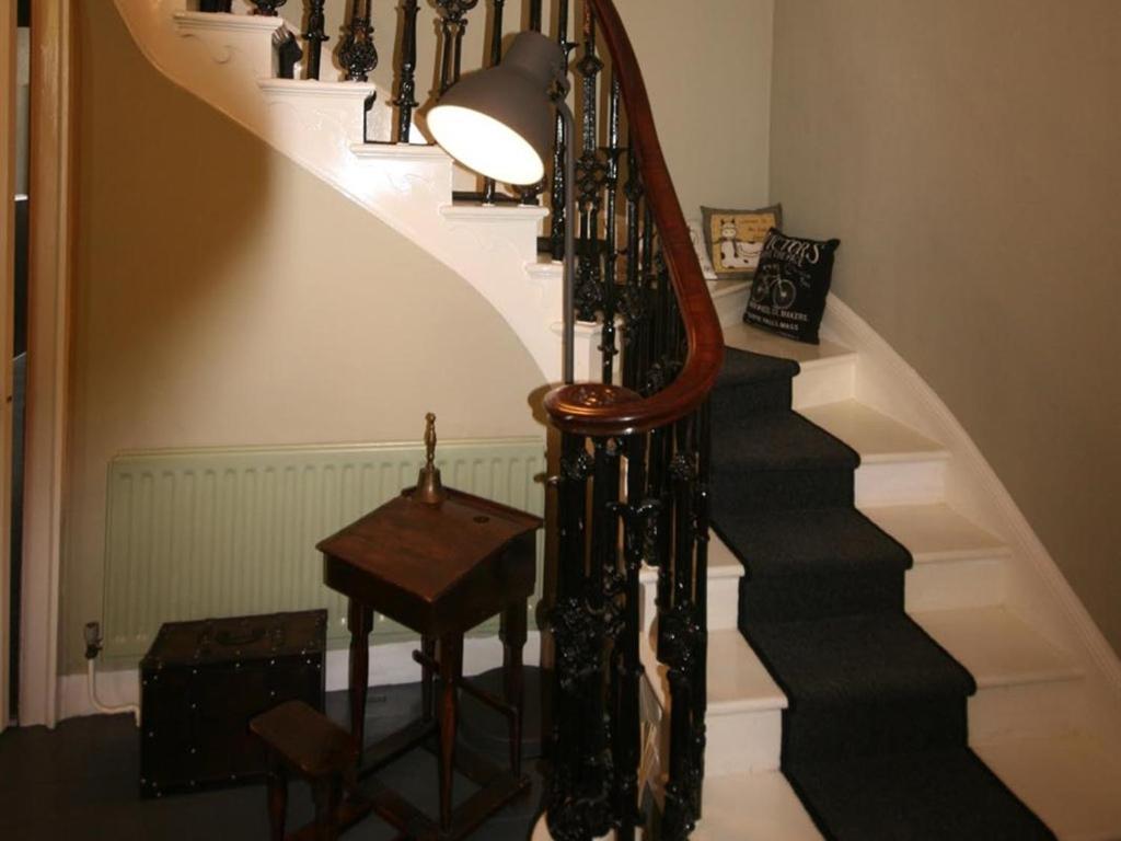 Broomhouse Farmhouse Cheswick  Экстерьер фото